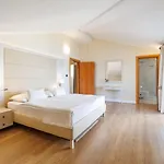 Tunera - Luxury Ii Konukevi 4*
