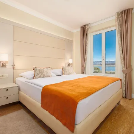 Tunera - Luxury Ii 4*