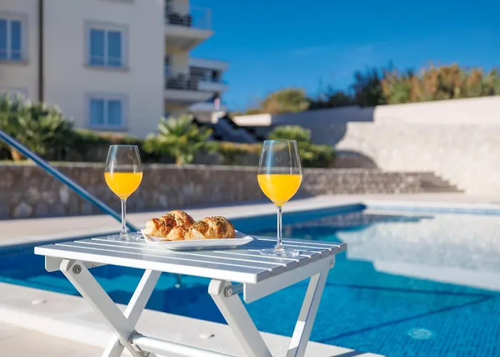 Tunera - Luxury Ii Pensjonat 4*