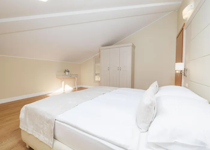 Tunera - Luxury Ii 4*