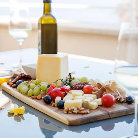 Tunera - Luxury Ii Maison d'hôtes 4*