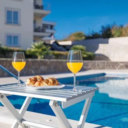 Tunera - Luxury Ii Penzion 4*