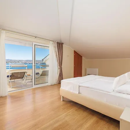 Tunera - Luxury Ii 4*