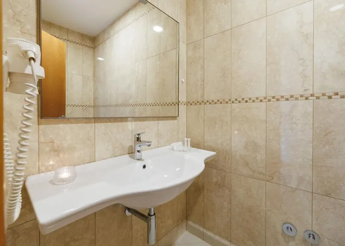 Tunera - Luxury Ii 4*